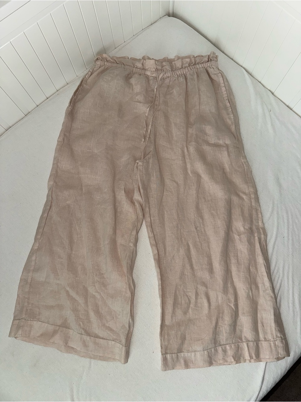Cloth & Stone Linen Capri Pants